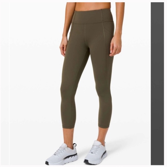 Lululemon Cropped Leggings - Picture 4 of 5